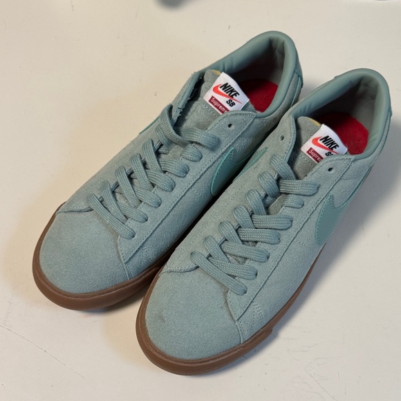 nike sb blazer low gt supreme